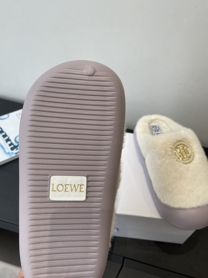 L0ew* slippers